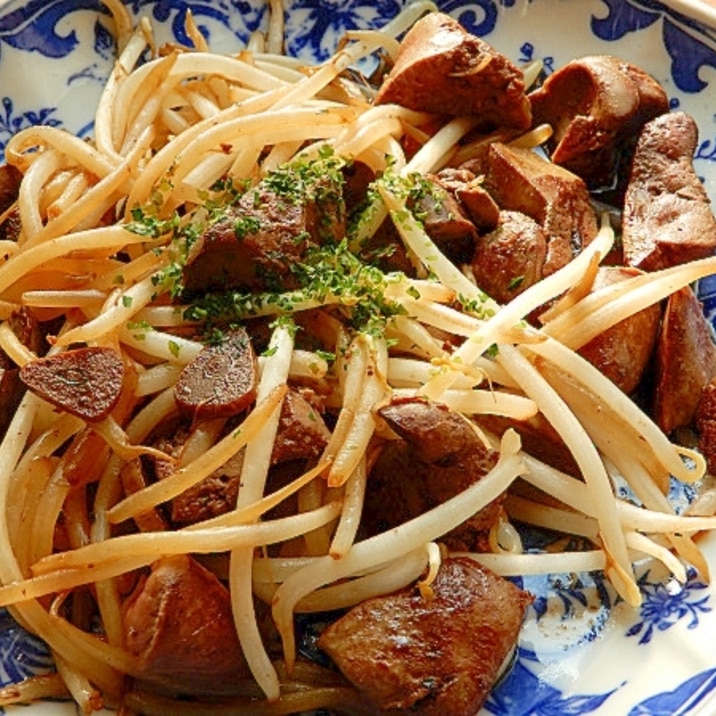 ニラなしで❤鶏レバー&もやし炒め♪(にんにく醤油)